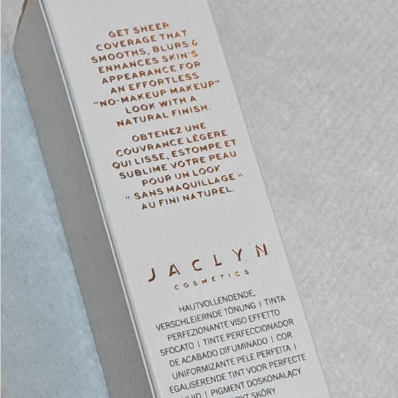 JACLYN COSMETICS Skin Perfecting Blurring Tint- Smooths RICH -1FL OZ - Picture 5 of 9